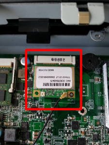 UD5 Mini PCI Express Slot Half Size with Atheros AR9285 based WiFi Modul.